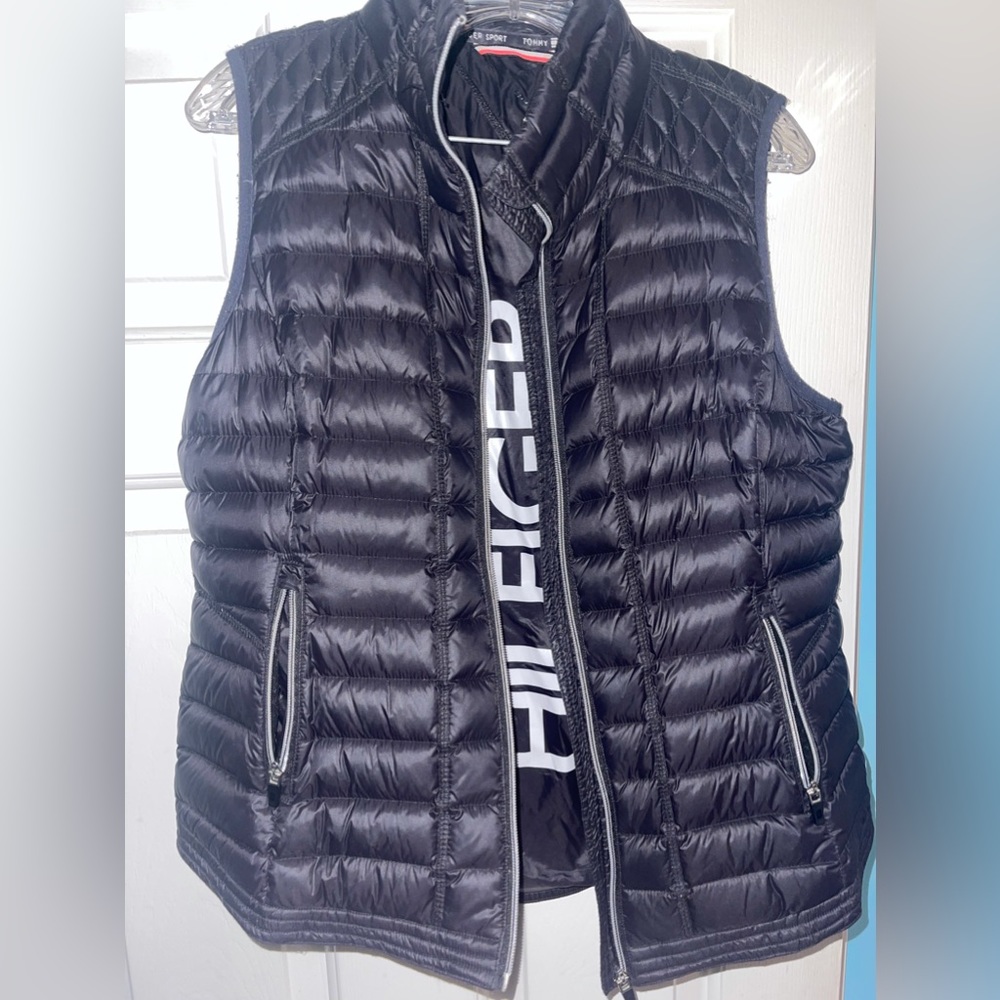 Black Tommy H. Vest